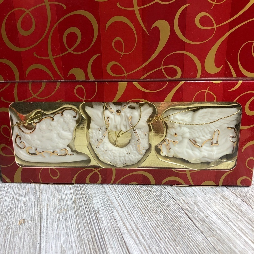 Vintage 2001 Avon Porcelain Christmas Ornament Set